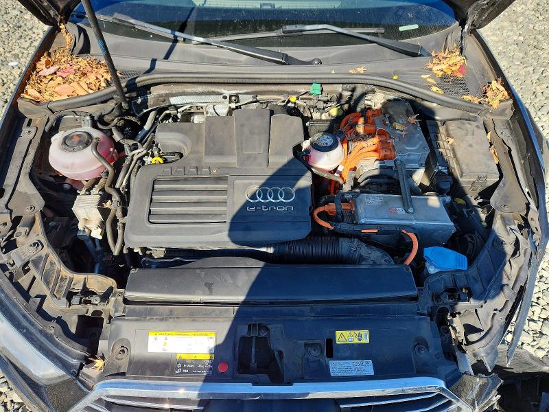 Photo 11 from auction – 2018 AUDI A3 with VIN WAUUPBFF4JA071005