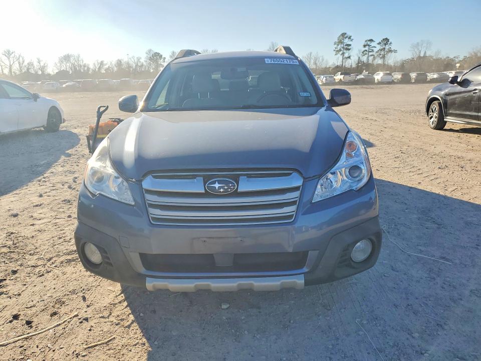 Photo 5 from auction – 2014 SUBARU OUTBACK with VIN 4S4BRCLC6E3300908