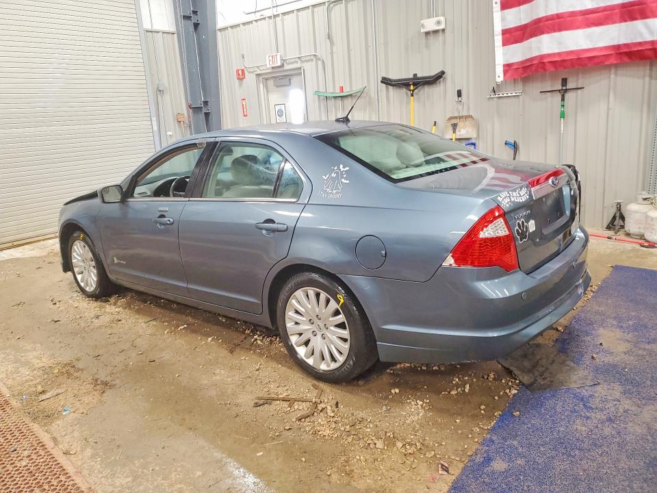 Photo 2 from auction – 2011 FORD FUSION with VIN 3FADP0L30BR335593