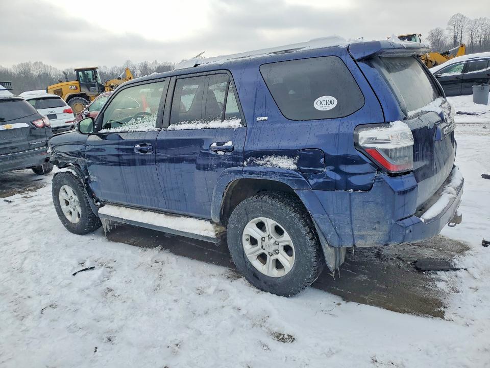Photo 2 from auction – 2015 TOYOTA 4RUNNER with VIN JTEBU5JR6F5235498