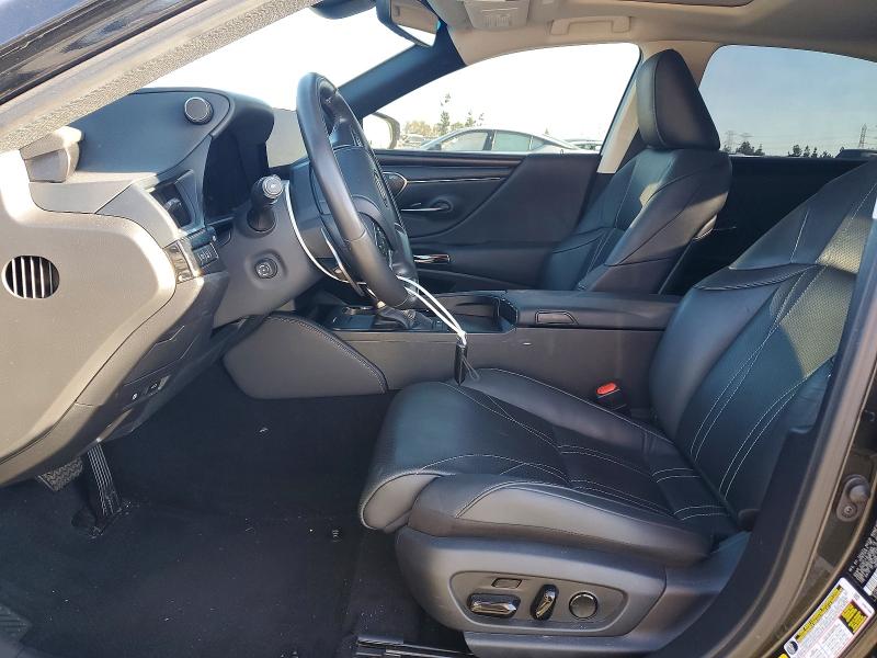 Photo 7 from auction – 2025 LEXUS ES with VIN 58AEA1C19SU060632