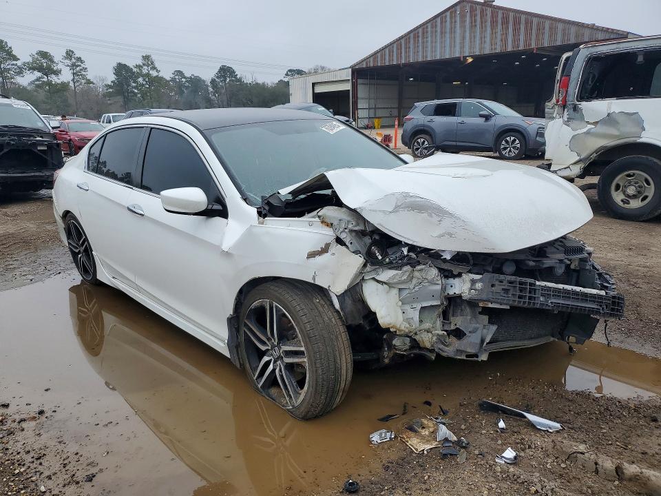Photo 4 from auction – 2017 HONDA ACCORD SPO with VIN 1HGCR2F50HA285405