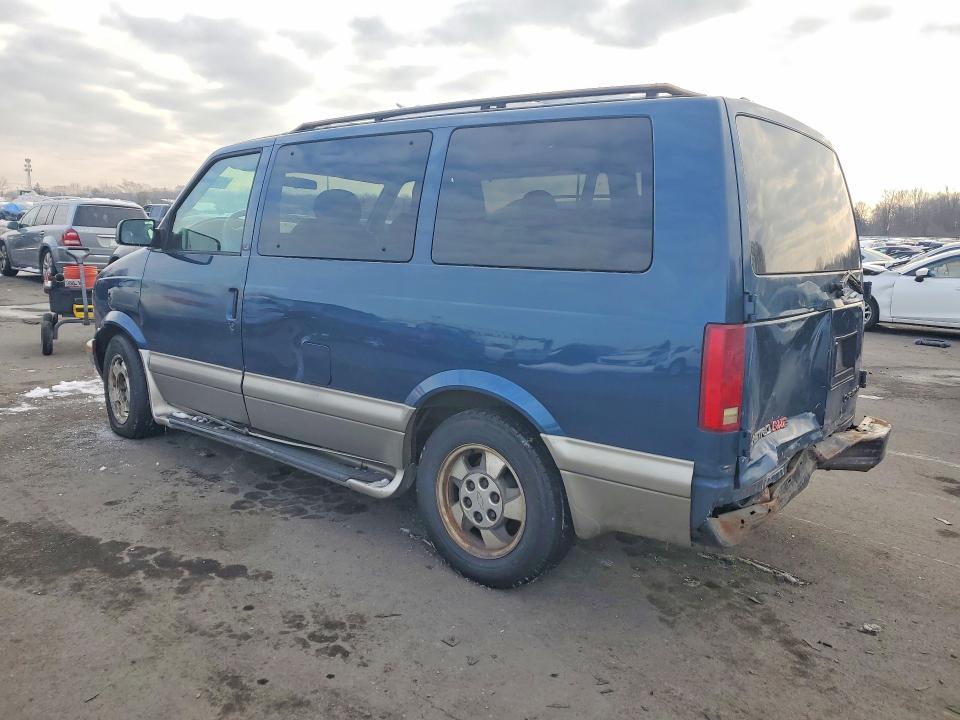 Photo 2 from auction – 2004 CHEVROLET ASTRO with VIN 1GNEL19X34EB12426