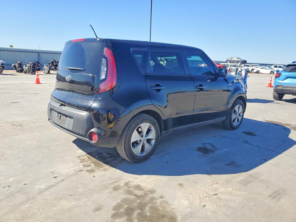 Photo 3 from auction – 2016 KIA SOUL with VIN KNDJN2A20G7365121
