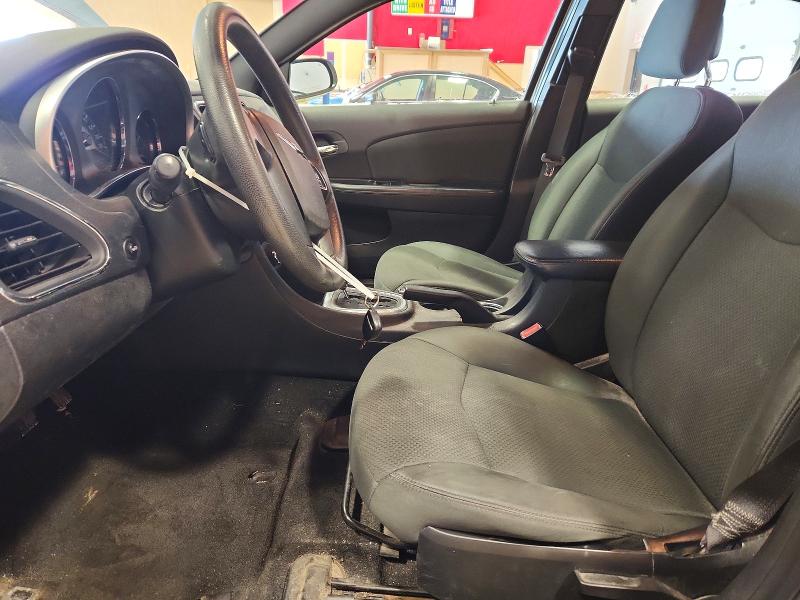 Photo 7 from auction – 2012 CHRYSLER 200 LX with VIN 1C3CCBAB4CN100937