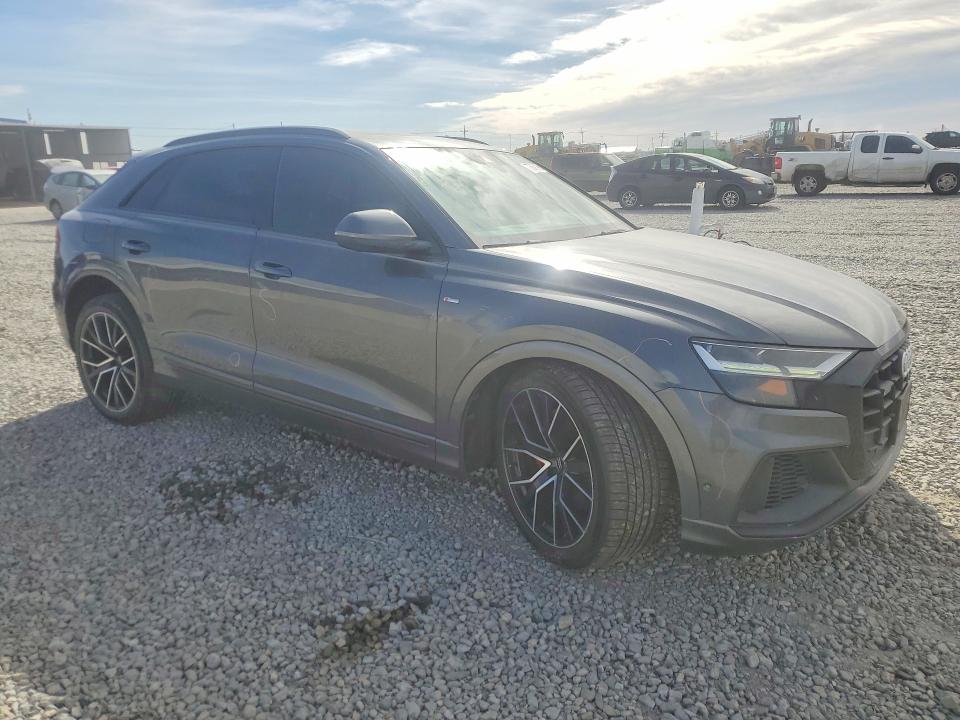 Photo 4 from auction – 2020 AUDI Q8 with VIN WA1EVAF1XLD003413