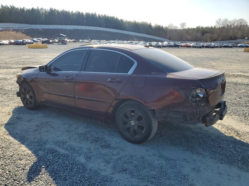 Photo 2 from auction – 2008 HONDA ACCORD with VIN JHMCP26898C002114