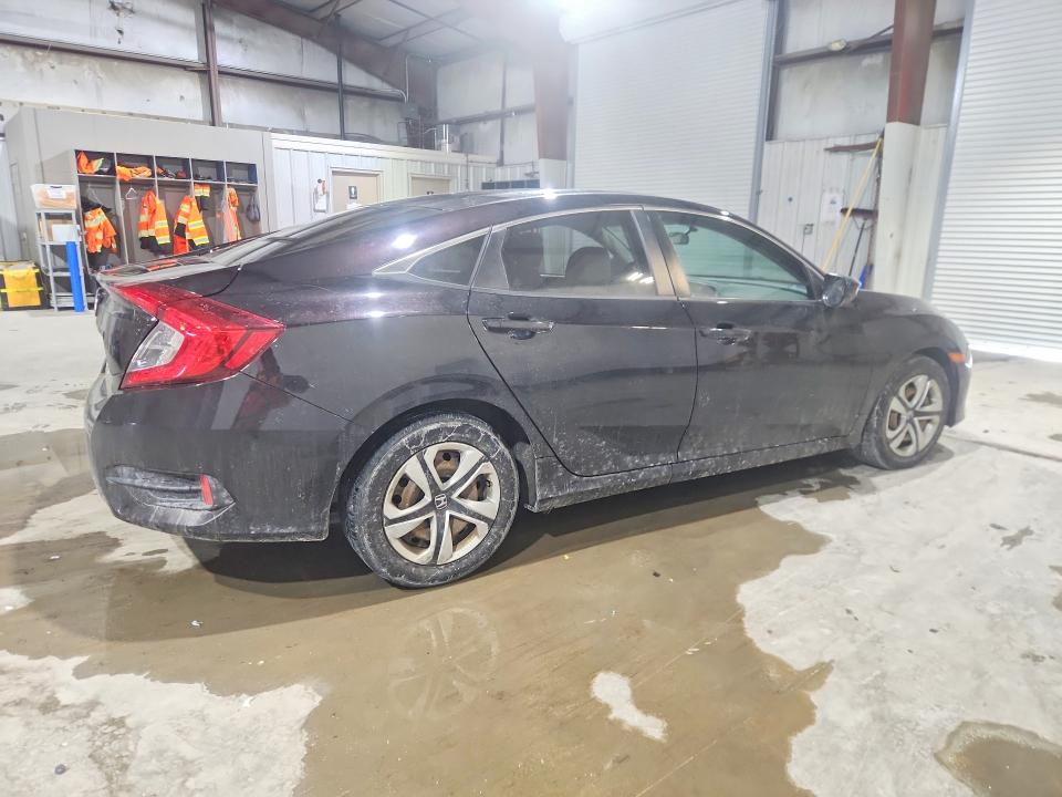 Photo 3 from auction – 2016 HONDA CIVIC with VIN 19XFC2F59GE218052