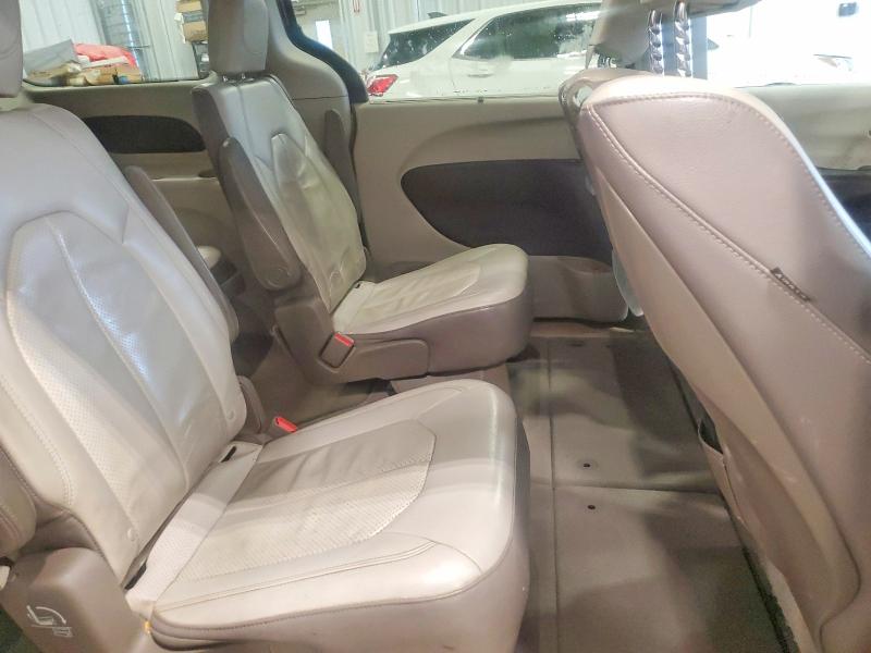 Photo 11 from auction – 2017 CHRYSLER PACIFICA with VIN 2C4RC1EG8HR669659