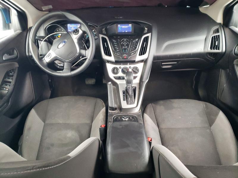 Photo 8 from auction – 2014 FORD FOCUS with VIN 1FADP3K27EL365770