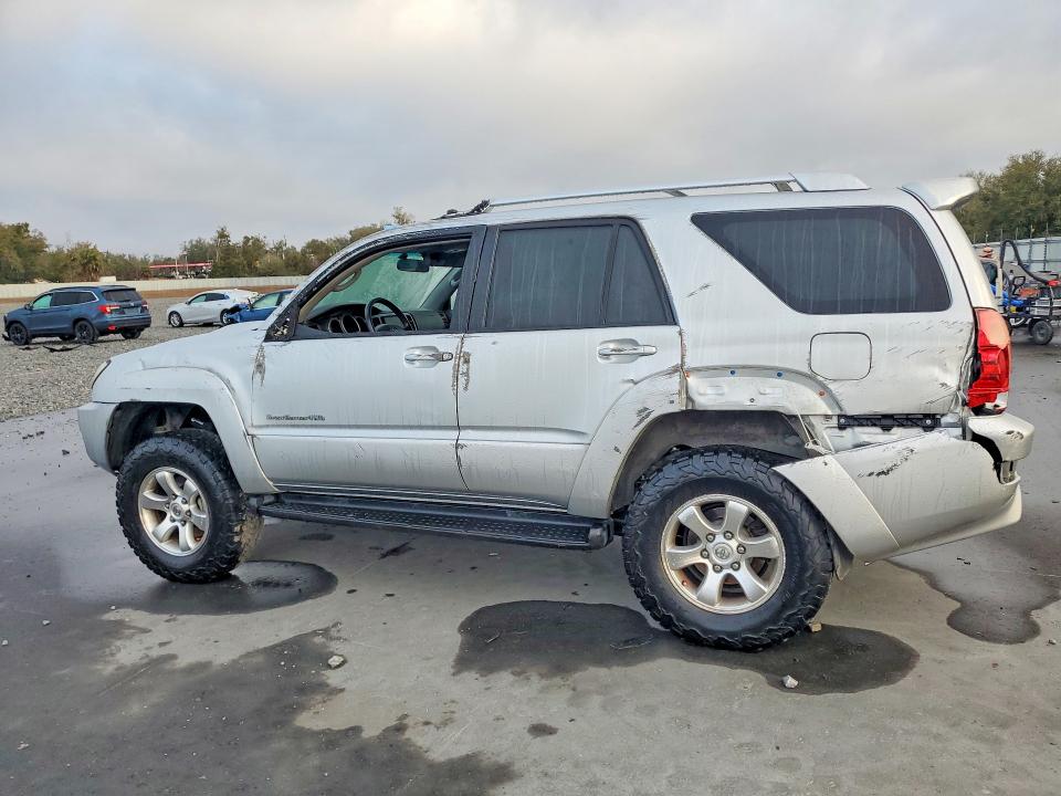 Photo 2 from auction – 2004 TOYOTA 4RUNNER SR with VIN JTEBU14R848023069
