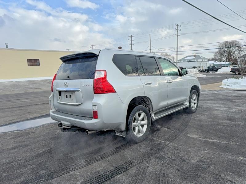 Photo 4 from auction – 2010 LEXUS GX with VIN JTJBM7FX3A5015779