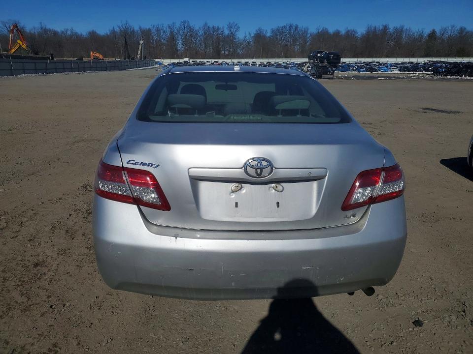 Photo 6 from auction – 2010 TOYOTA CAMRY with VIN 4T1BF3EK0AU102147