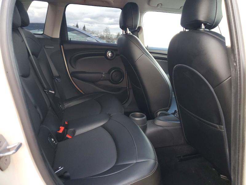 Photo 10 from auction – 2016 MINI COOPER with VIN WMWXU1C51G2D11502