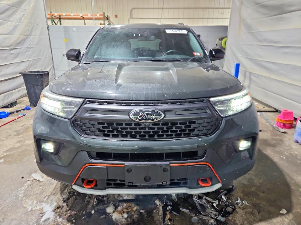 Photo 5 from auction – 2023 FORD EXPLORER T with VIN 1FMSK8JH4PGB23738