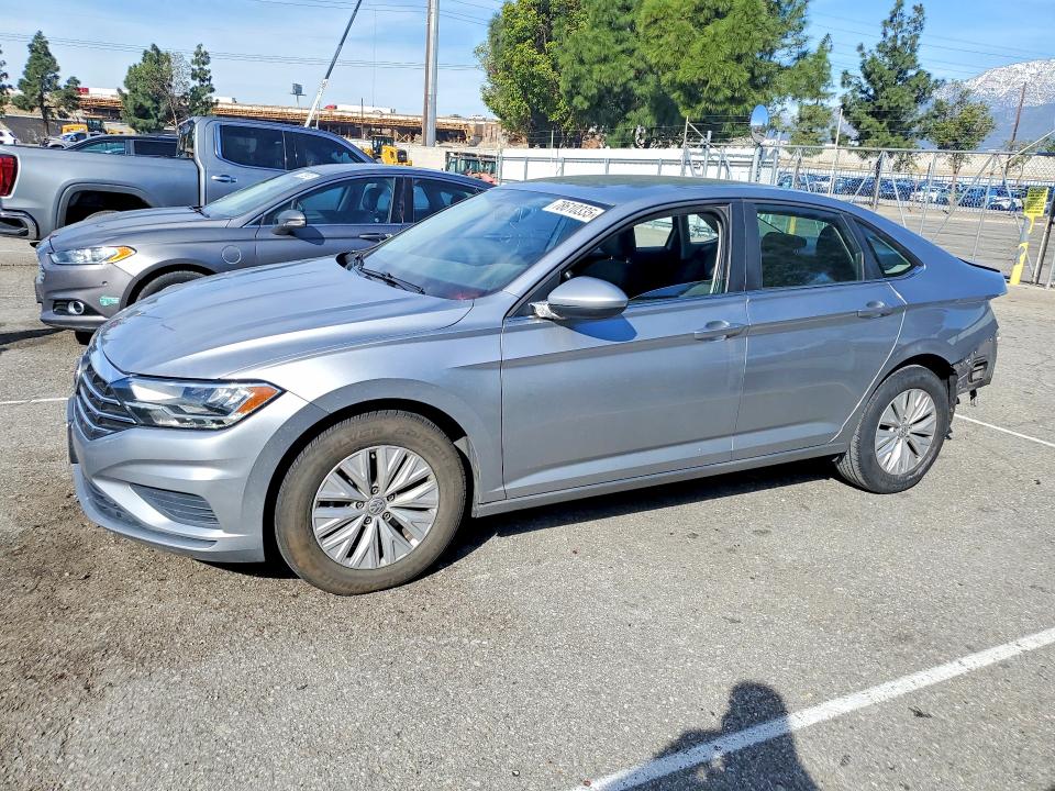 VOLKSWAGEN JETTA 2019 with VIN 3VWC57BU2KM219479 - Photo from auction