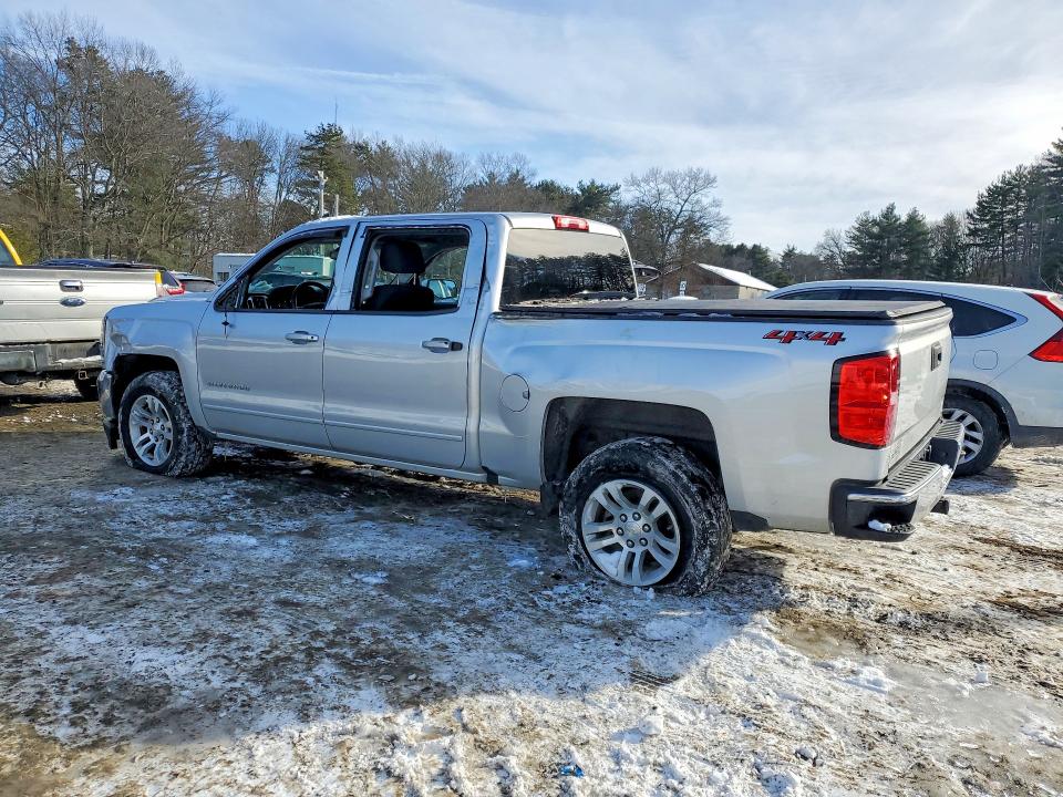 Photo 2 from auction – 2018 CHEVROLET SILVERADO with VIN 3GCUKREC9JG544741