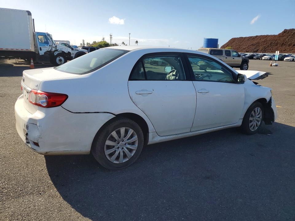 Photo 3 from auction – 2012 TOYOTA COROLLA with VIN 2T1BU4EE6CC759688