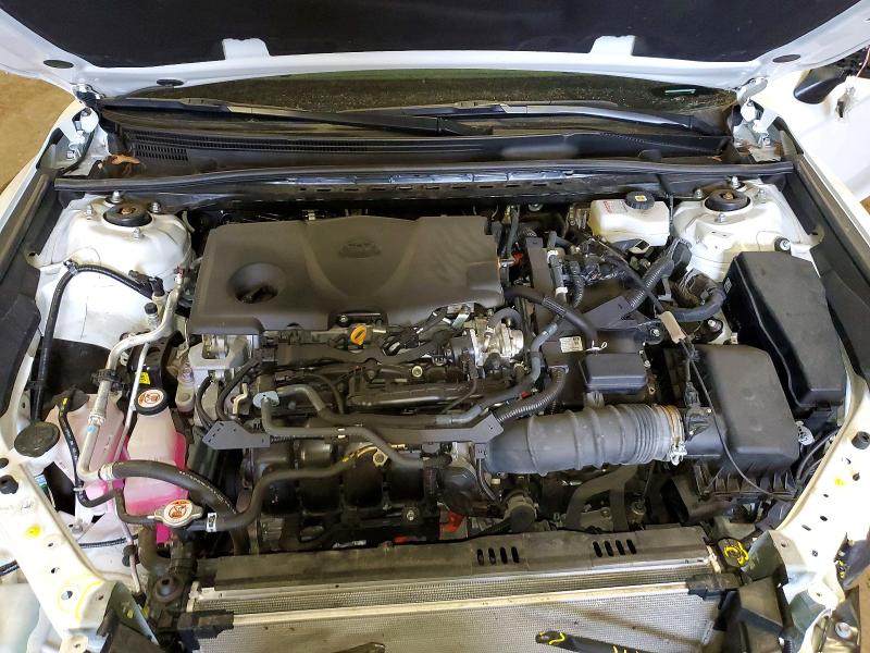 Photo 11 from auction – 2024 TOYOTA CAMRY with VIN 4T1K31AK4RU064209