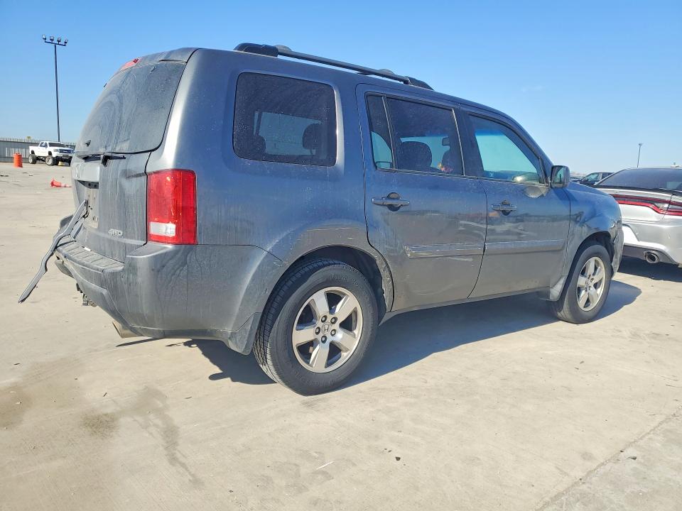 Photo 3 from auction – 2011 HONDA PILOT EXL with VIN 5FNYF4H57BB018881