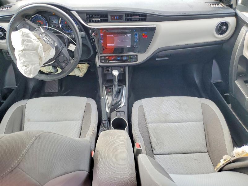 Foto 8 de la subasta – 2018 TOYOTA COROLLA L con VIN 5YFBURHE0JP839770