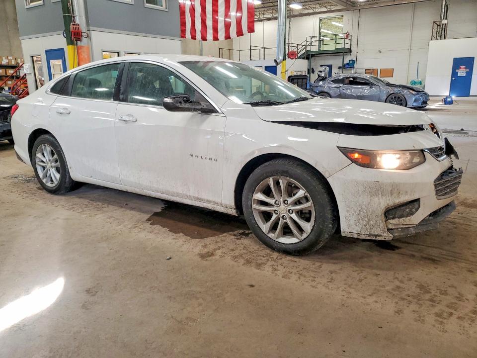Photo 4 from auction – 2016 CHEVROLET MALIBU with VIN 1G1ZE5ST1GF295736