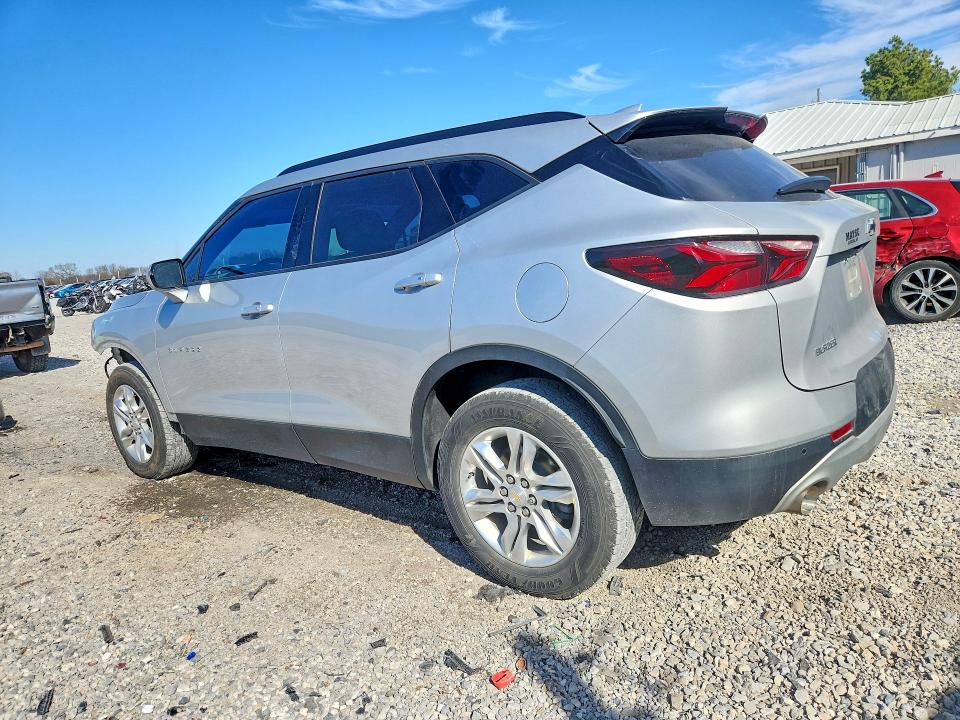 Photo 2 from auction – 2021 CHEVROLET BLAZER with VIN 3GNKBCRSXMS577438