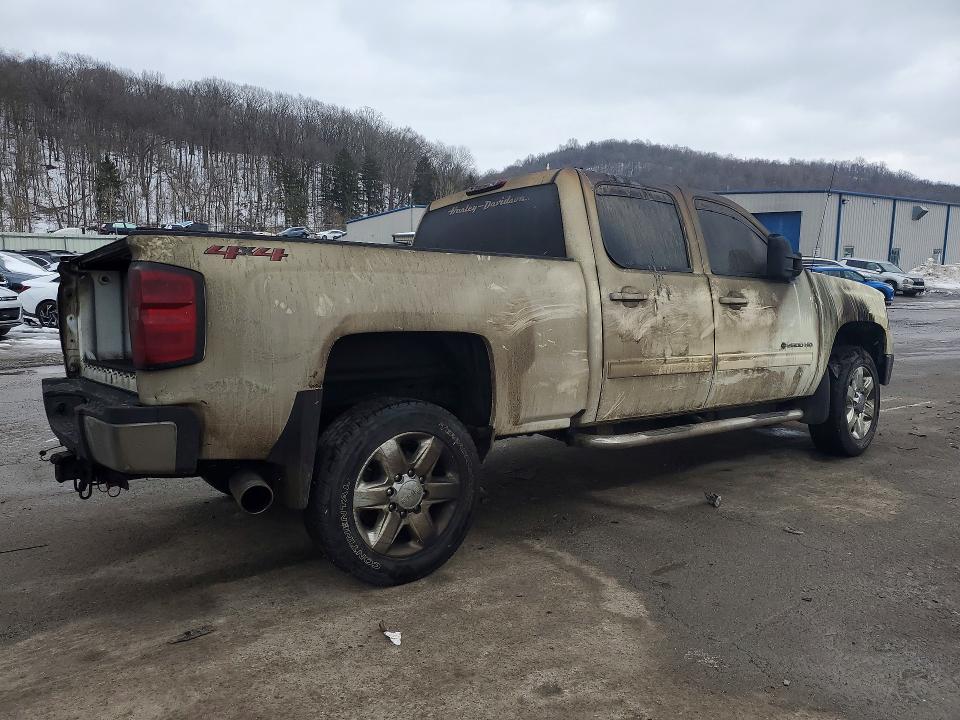 Photo 3 from auction – 2011 GMC SIERRA with VIN 1GT121C85BF237556