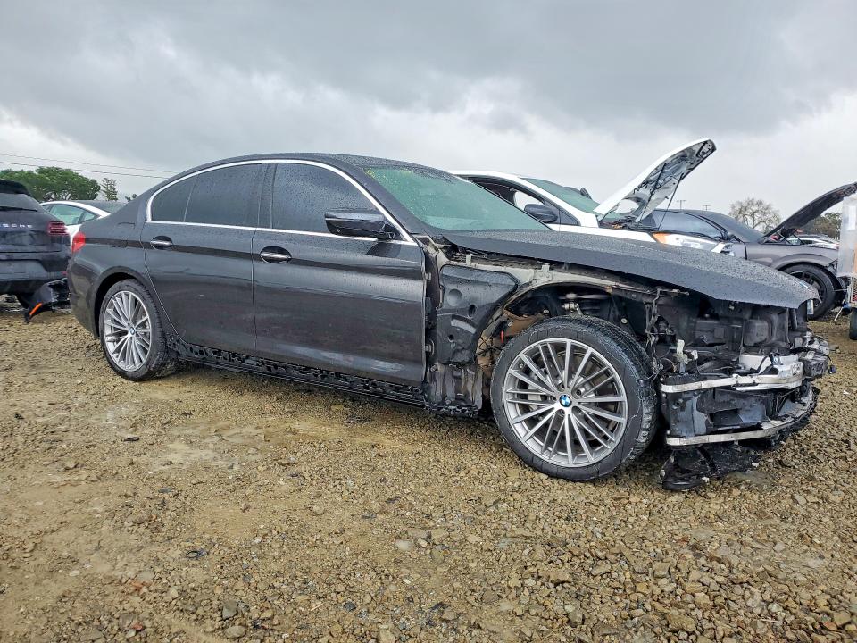 Photo 4 from auction – 2017 BMW 530 with VIN WBAJA5C39HG894245