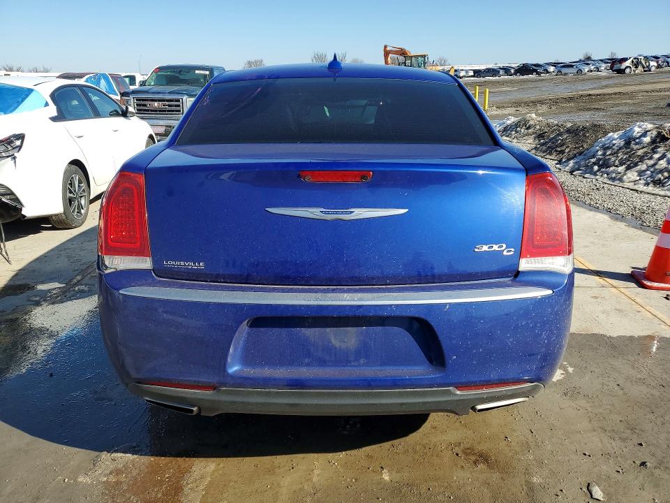 Photo 6 from auction – 2019 CHRYSLER 300C with VIN 2C3CCAPT7KH556397
