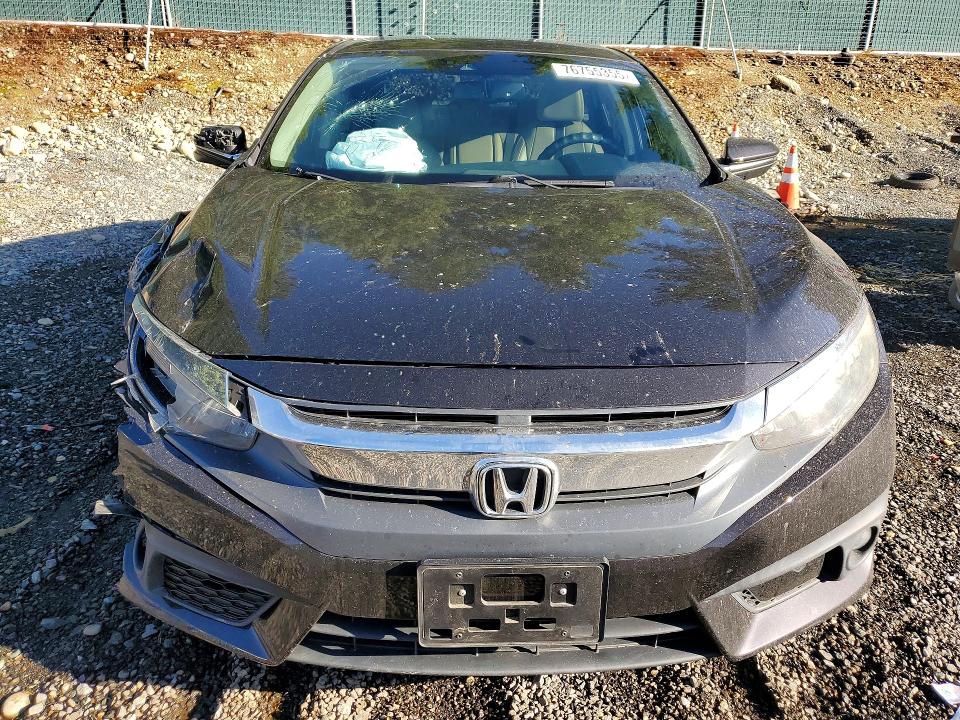 Photo 5 from auction – 2017 HONDA CIVIC with VIN 19XFC1F95HE204938