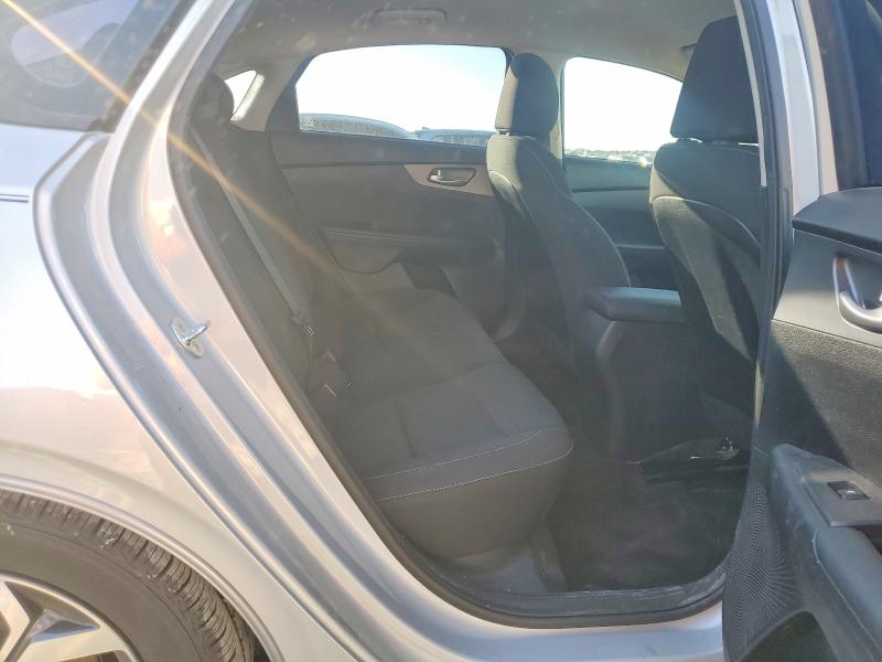 Photo 10 from auction – 2019 KIA FORTE FE with VIN 3KPF24AD8KE048580
