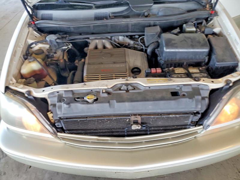 Photo 11 from auction – 2000 LEXUS RX 300 with VIN JT6HF10U4Y0117755