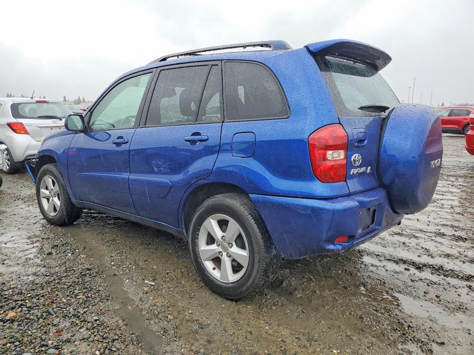 Photo 2 from auction – 2005 TOYOTA RAV4 with VIN JTEGD20V050059577