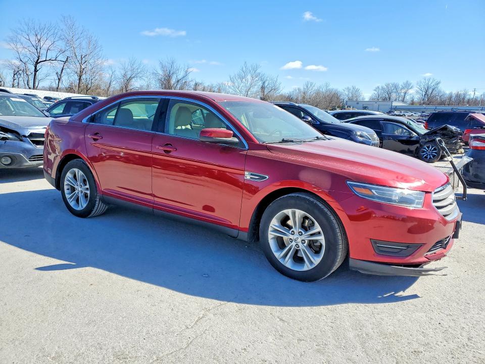 Photo 4 from auction – 2015 FORD TAURUS with VIN 1FAHP2E81FG208435