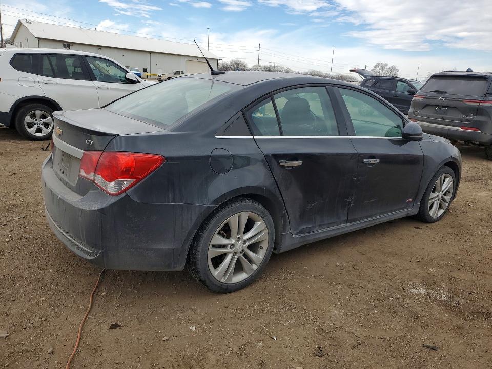 Photo 3 from auction – 2013 CHEVROLET CRUZE with VIN 1G1PG5SB6D7162419
