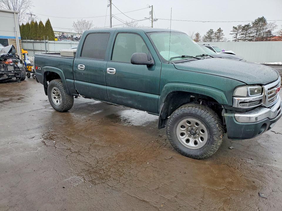 Photo 4 from auction – 2005 GMC NEW SIERRA with VIN 2GTEK13T551202324