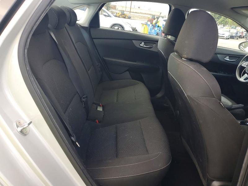 Photo 10 from auction – 2019 KIA FORTE with VIN 3KPF24AD3KE077713