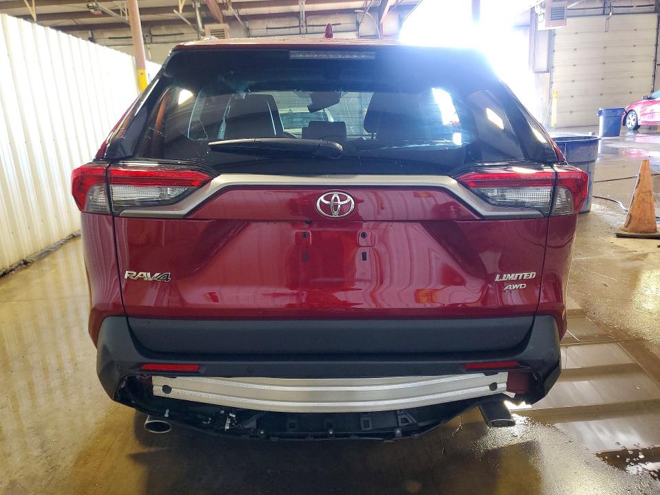 Photo 6 from auction – 2024 TOYOTA RAV4 with VIN 2T3N1RFV7RW410233