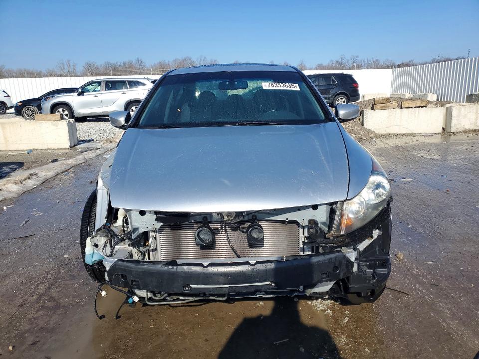 Photo 5 from auction – 2010 HONDA ACCORD EXL with VIN 1HGCP2F81AA108304