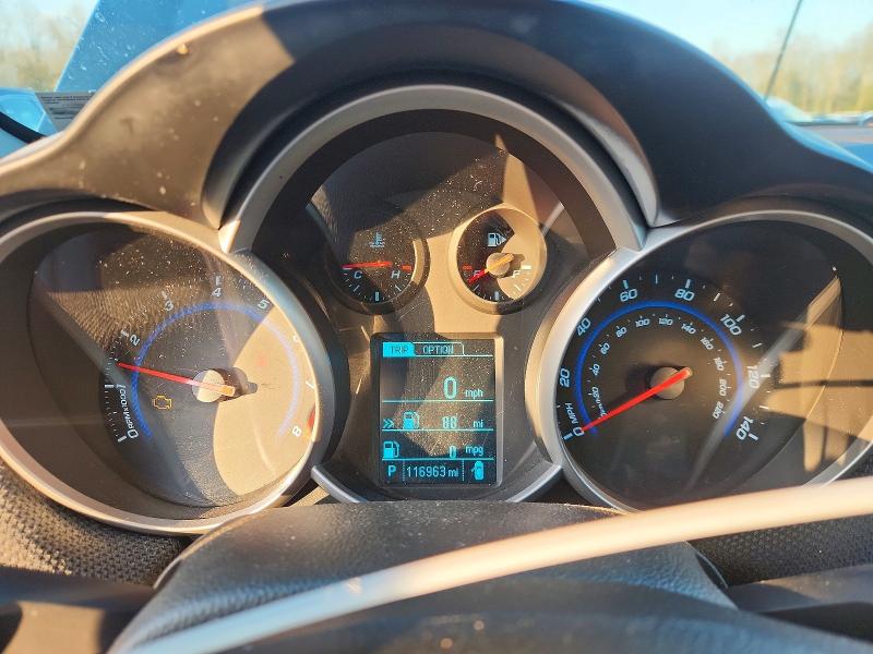 Photo 9 from auction – 2013 CHEVROLET CRUZE with VIN 1G1PC5SB7D7157922