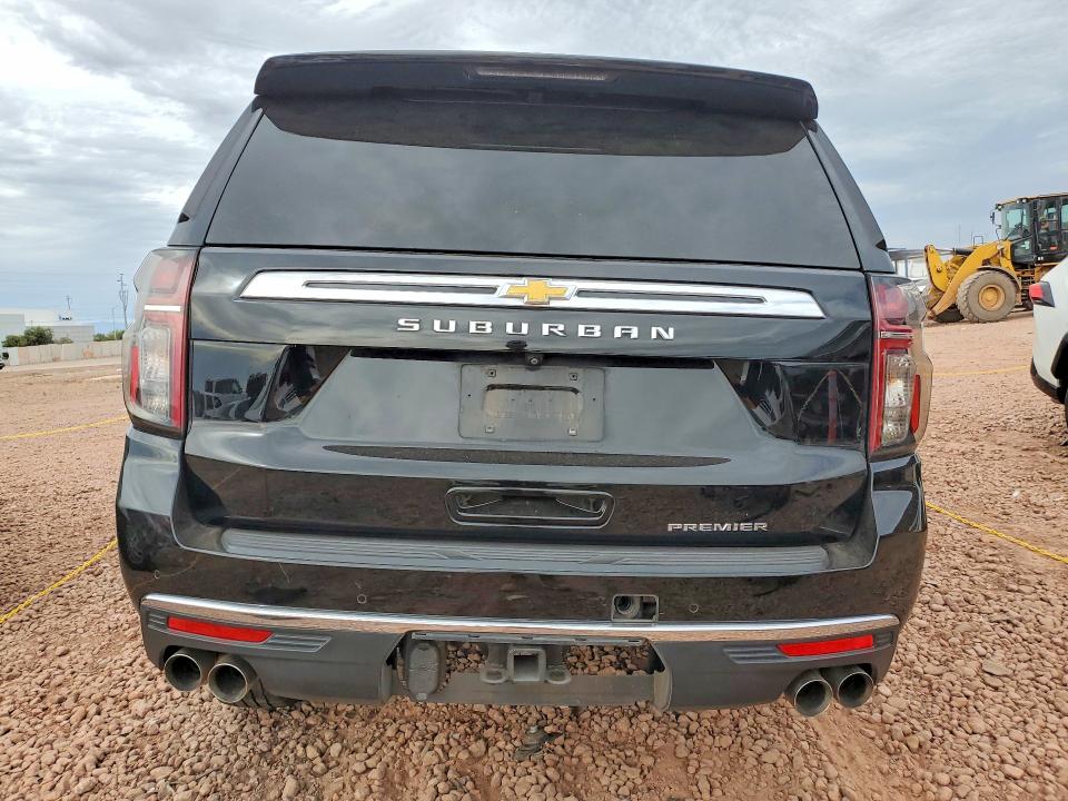Photo 6 from auction – 2023 CHEVROLET SUBURBAN with VIN 1GNSCFKD2PR324003