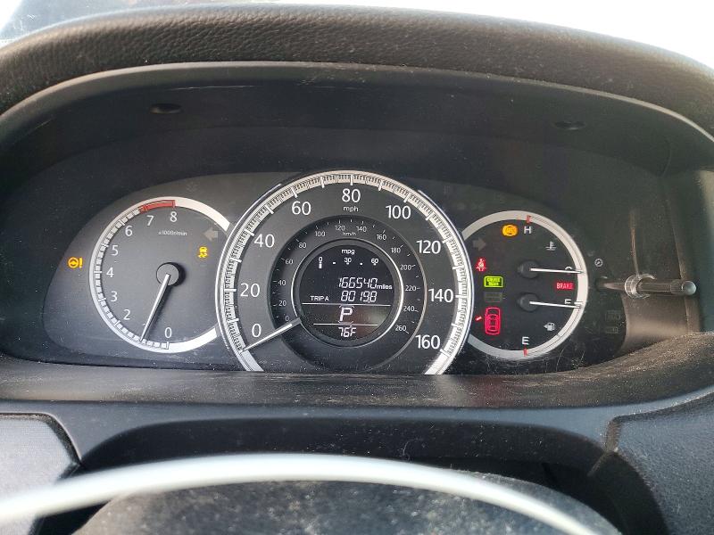 Photo 9 from auction – 2015 HONDA ACCORD with VIN 1HGCR2F32FA021324