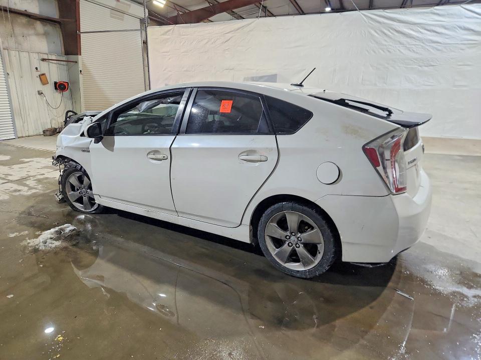 Foto 2 de la subasta – 2013 TOYOTA PRIUS con VIN JTDKN3DU4D1670529