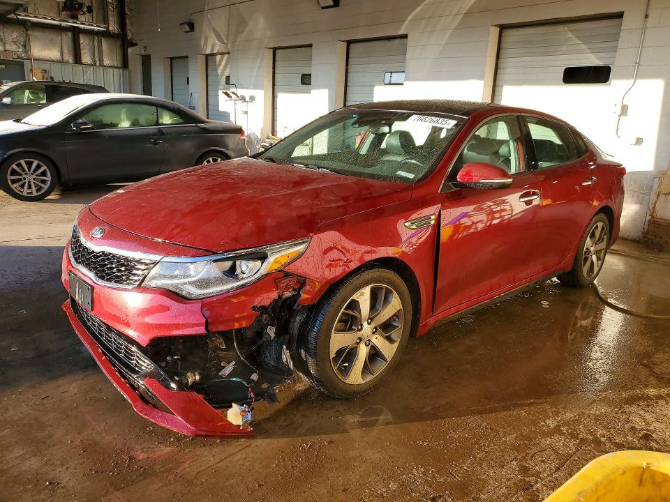 KIA OPTIMA 2019 with VIN 5XXGT4L34KG322015 - Photo from auction