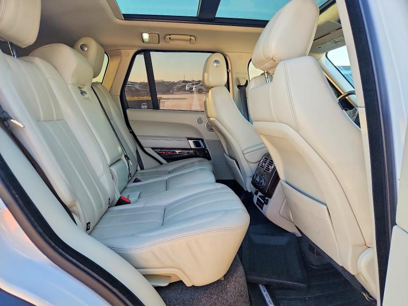 Photo 11 from auction – 2017 LAND ROVER RANGE ROVER with VIN SALGS2FE6HA327038