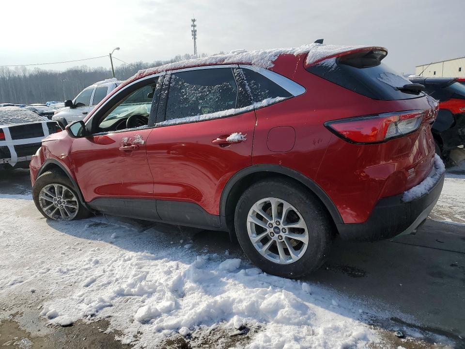 Photo 2 from auction – 2020 FORD ESCAPE with VIN 1FMCU9G69LUA38674