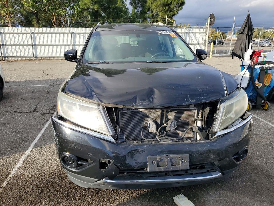 Photo 5 from auction – 2014 NISSAN PATHFINDER with VIN 5N1AR2MN7EC715998