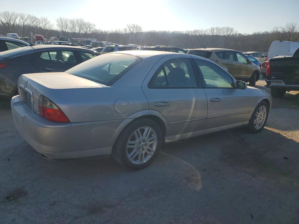 Photo 3 from auction – 2003 LINCOLN LS with VIN 1LNHM87A33Y646753