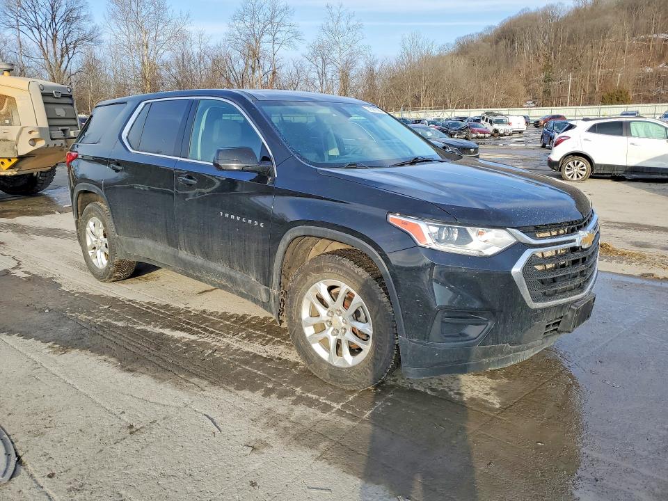 Photo 4 from auction – 2020 CHEVROLET TRAVERSE with VIN 1GNERFKW2LJ116774